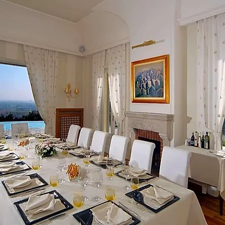 Poggio Radicati De Charme Hotel